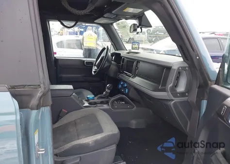 2023 Ford Bronco Big Bend z USA, uszkodzony, nr VIN 1FMDE5BH4PLB47218